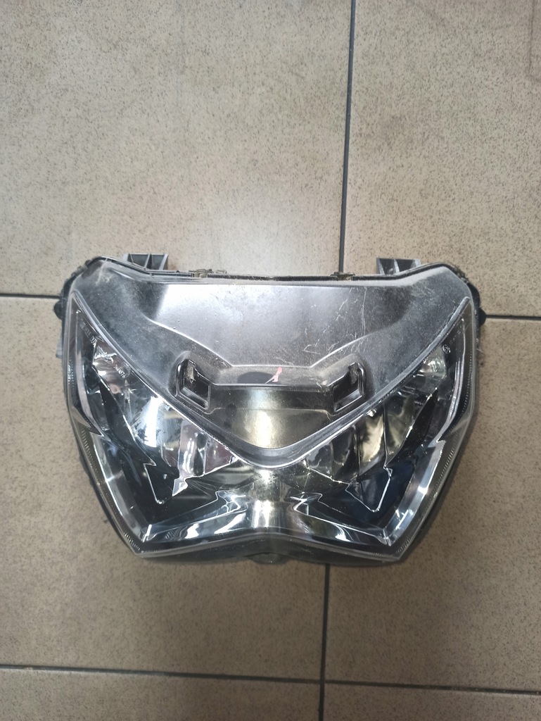 Lampa przód reflektor Kawasaki Z800 2015