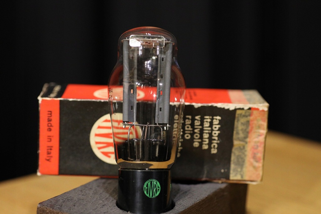 Lampa 5R4GY Fivre Italy NOS NIB