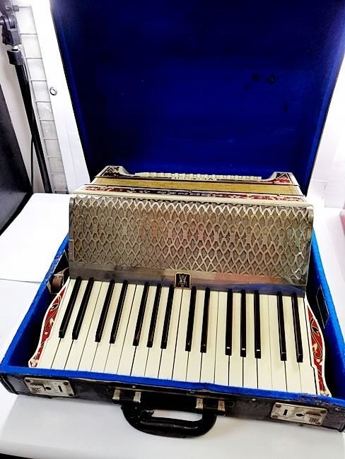 Hohner verdi sale ii 80 bass