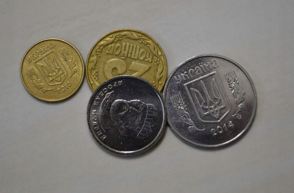 Ukraina - zestaw 4 monet - każda moneta inna BCM
