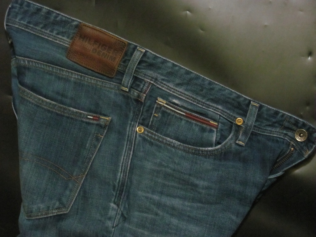 TOMMY HILFIGER- SCANTON- SLIM- VINTAGE- pas 86 cm