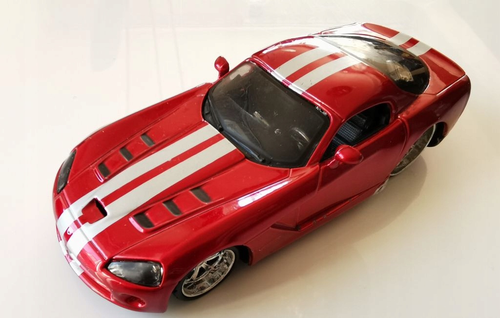 Dodge Viper Bburago 1/32