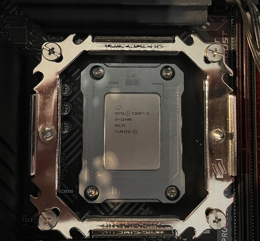 Procesor Intel Core i5-12400 6 x 2,5 GHz gen. 12 UHD 730 BOX