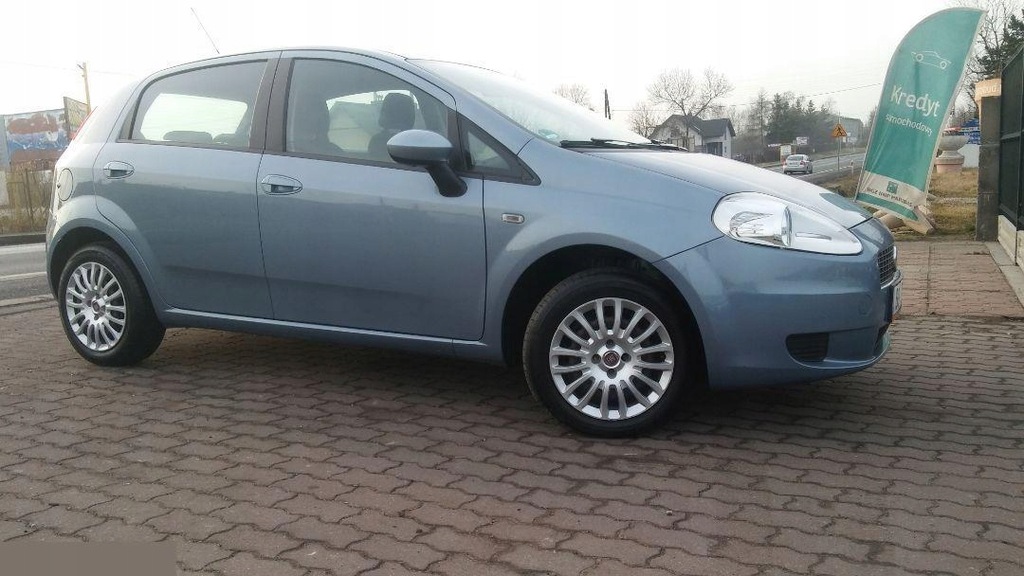 FIAT GRANDE PUNTO 1.4 benz 78KM 2009r 5 drzwi 9236140812