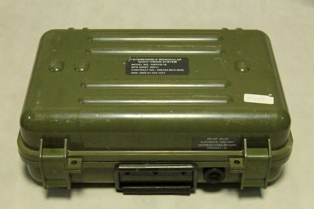 Skrzynka na monocular NVG - AN/PVS-18 - CASE - US