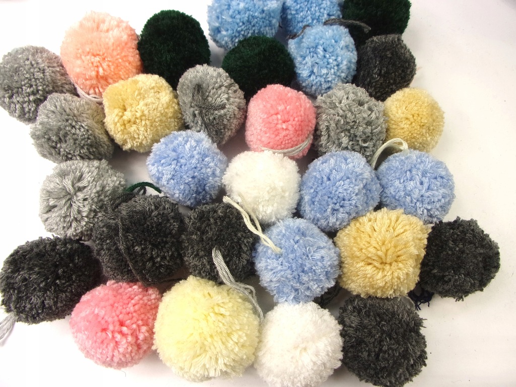 POMPONY pompon z włóczki 30 sztuk mix zestaw / 30a