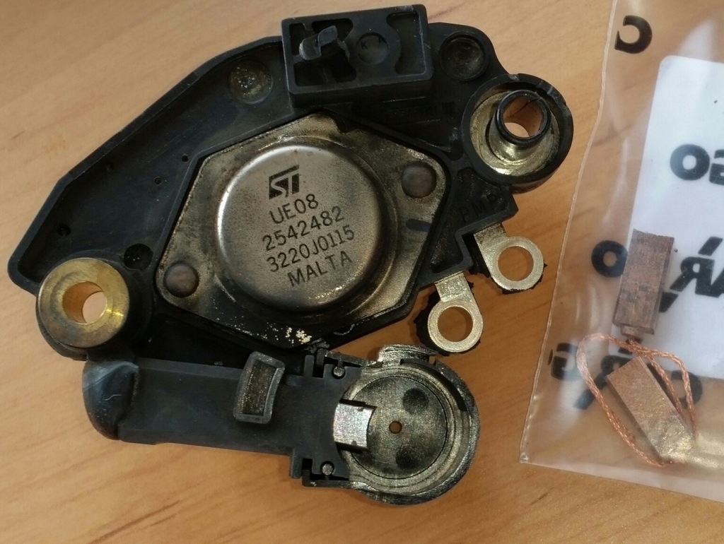 Regulator napięcia alternatora BMW E46 320 2542482