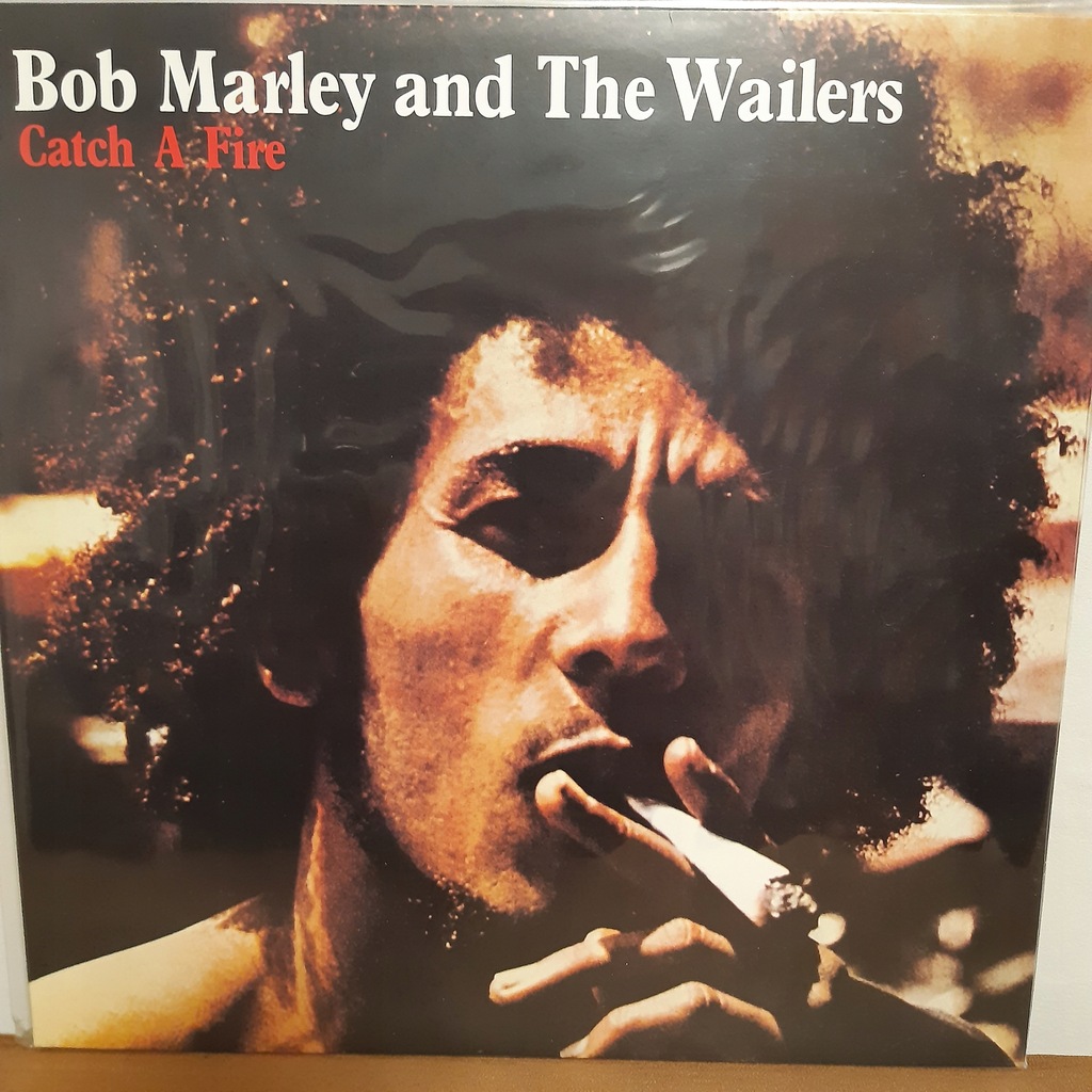 Купить Боб Марли и The Wailers Catch A Fire 180г США: отзывы, фото, характеристики в интерне-магазине Aredi.ru