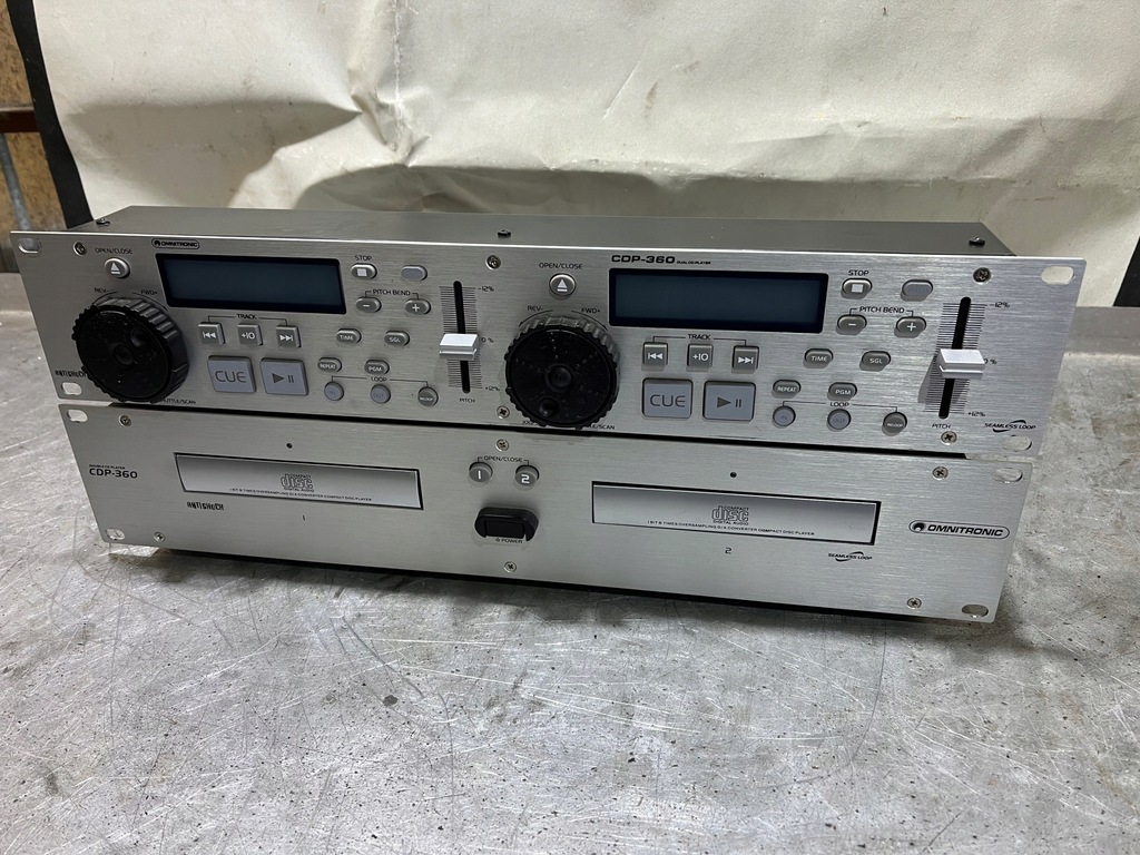 Odtwarzacz CD Omnitronic CDP-360