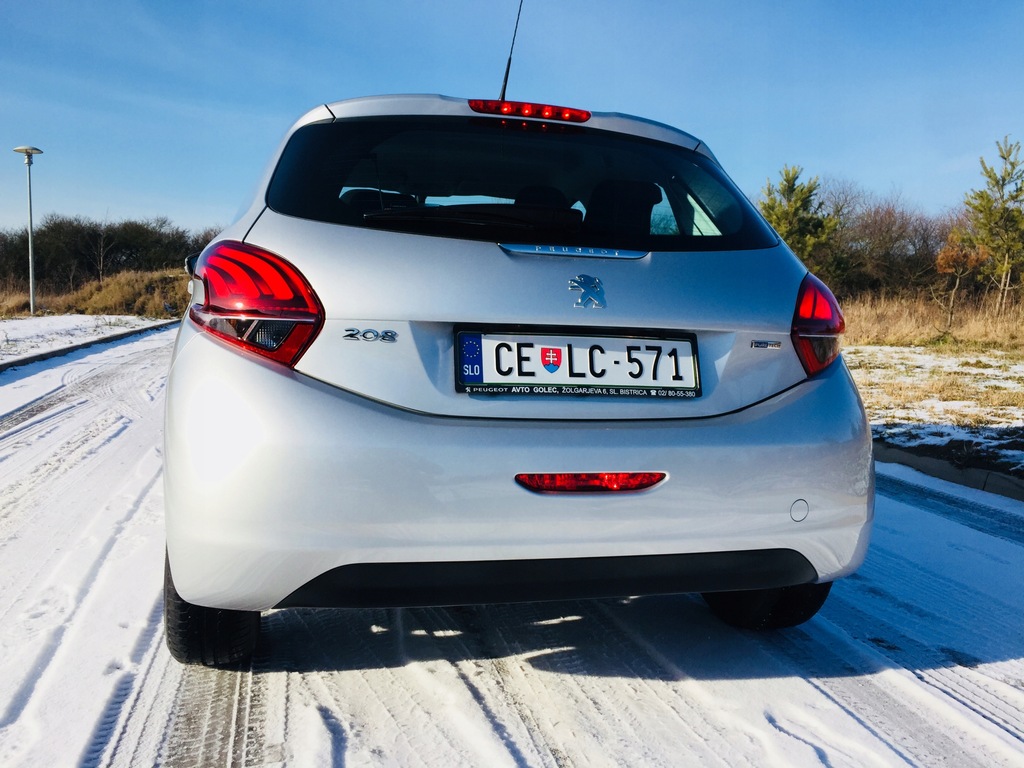  Peugeot 208 1.2 PureTech 2018r. POZNAŃ JAK NOWY