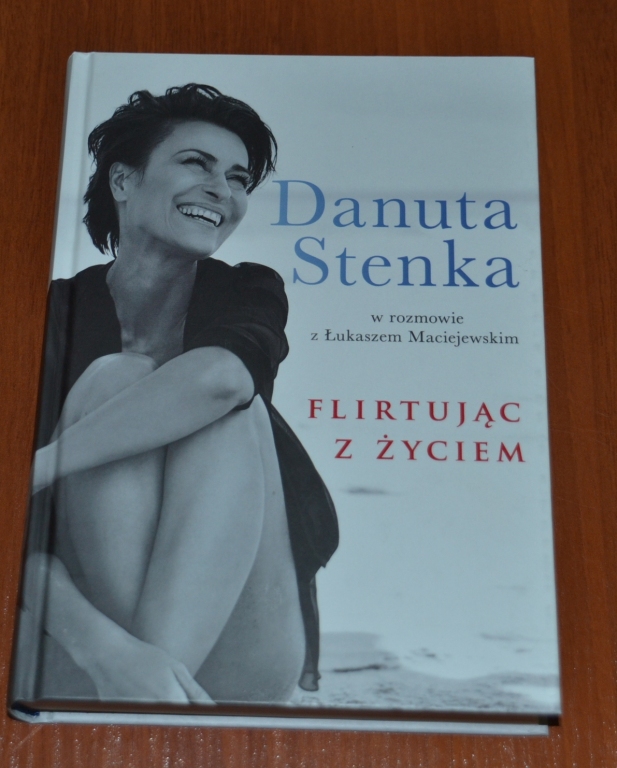 Flirtując z życiem Stenka Danuta gra ponownie