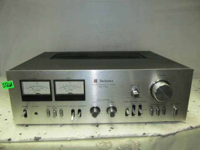 WZMACNIACZ TECHNICS SU-7700 - NR S501