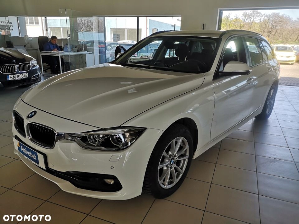 BMW Seria 3 150KM