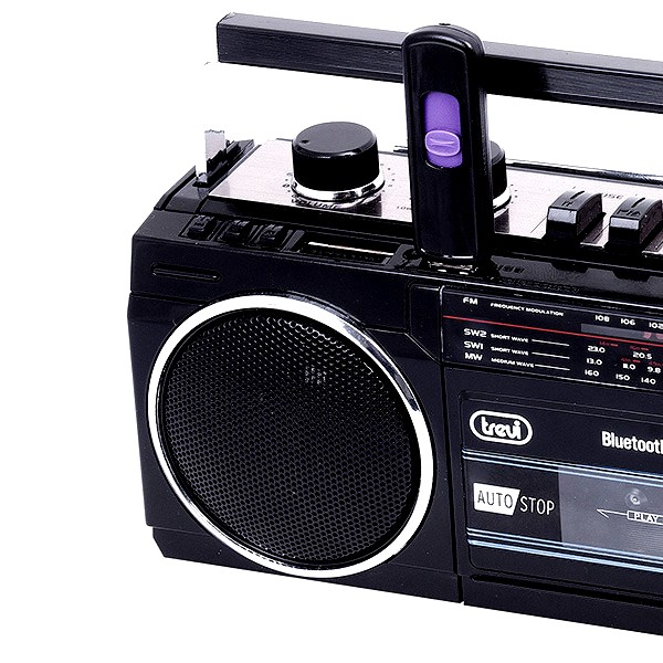 микрофон для звукозаписи. аудиозапись радио. занятия вокалом. звуковая волна. аудиозапись радио.