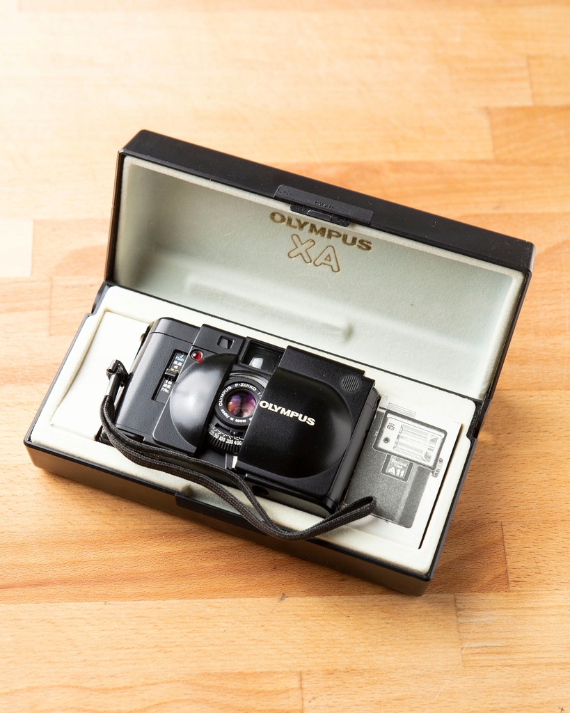Olympus XA 35mm f2.8 Flash Kultowy dalmierz + BOX!