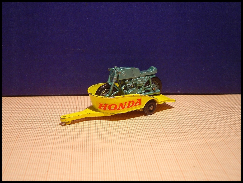 Matchbox Honda Motorcycle Trailer RW 35 12881129997 oficjalne