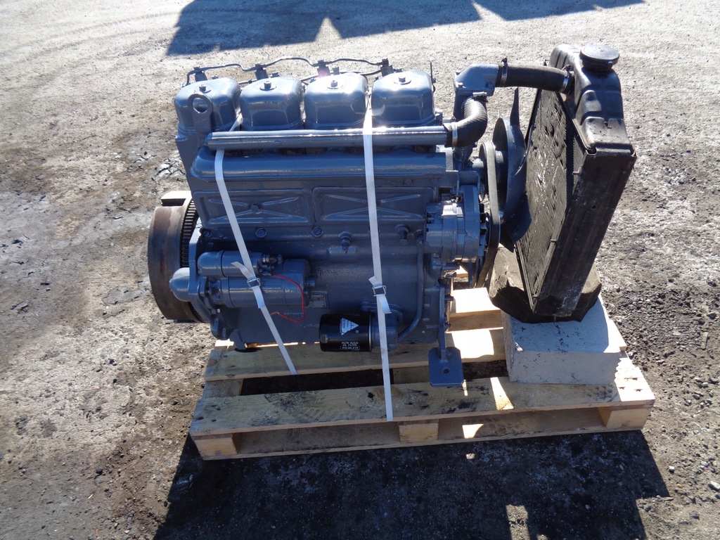 Silnik URSUS C360 / C-360 / S 4003