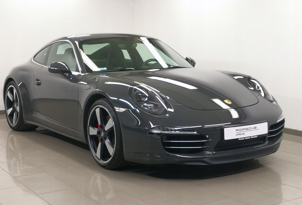 Porsche 911 50th Anniversary Edition, Salon PL, Be