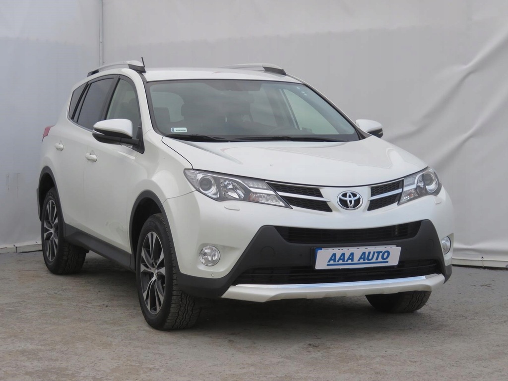 Купить Toyota RAV 4 2.0 D-4D, автосалон Польша, авторизованный сервисный центр: отзывы, фото, характеристики в интерне-магазине Aredi.ru