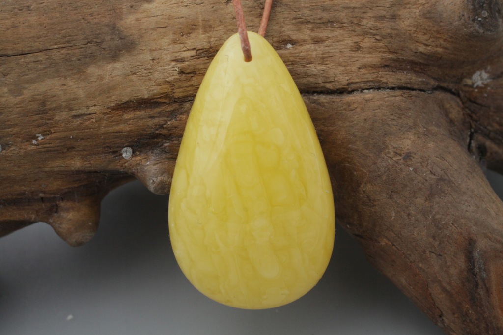 BURSZTYN bałtycki zawieszka wisior ozdoba 5,0 g