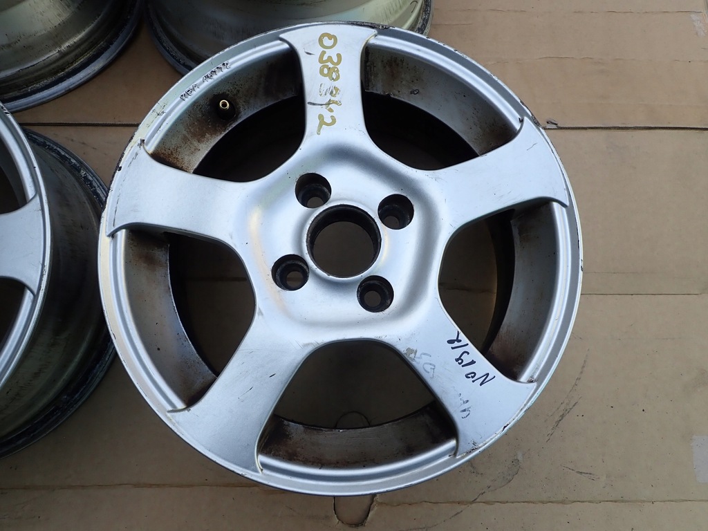 TOYOTA YARIS 9905 FELGI ALUFELGI FELGA 14'' 8008649659