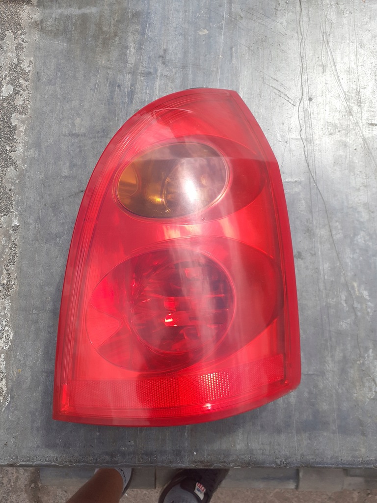 Lampa Tyl Prawa Nissan Primera P12 Kombi - 9466238549 - Oficjalne Archiwum Allegro