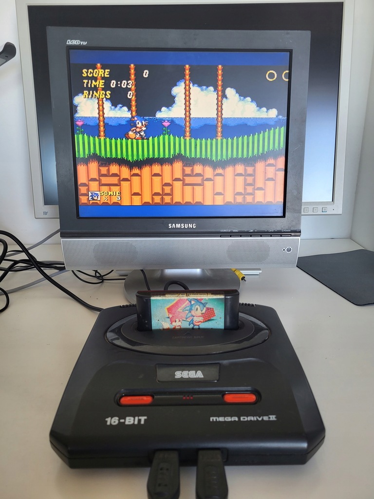 Konsola SEGA MEGA DRIVE II 2 MK-1631-50