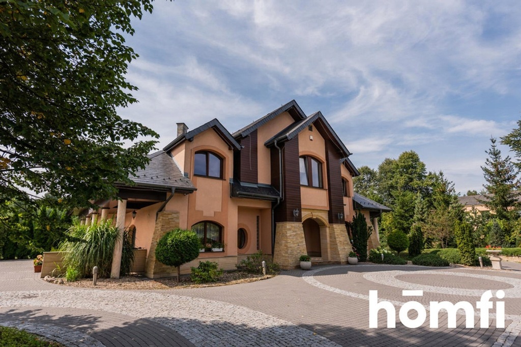 Dom, Pawłów, Chlewiska (gm.), 499 m²