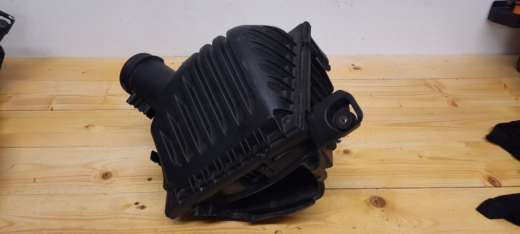 OBUDOWA FILTRA POWIETRZA BMW F39 F40 F48 8513916