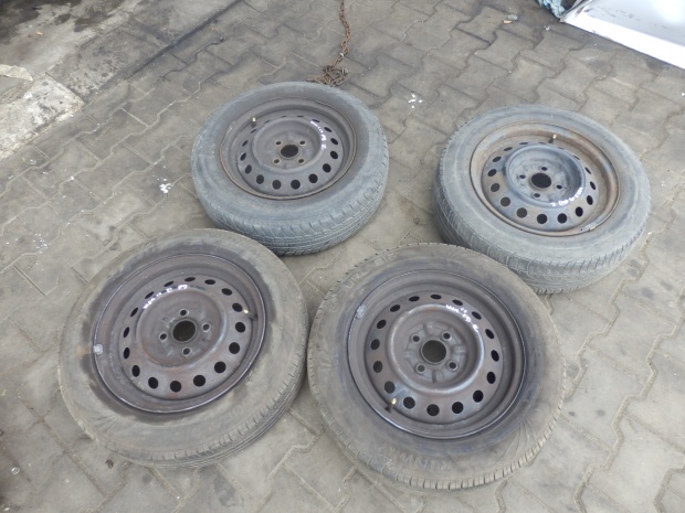 TOYOTA YARIS I 03 FELGA STALOWA 14'' 4x100 6905968488