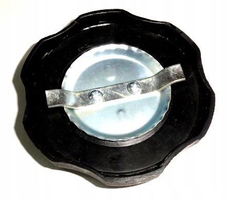 Pokrywa wlewu paliwa C-360