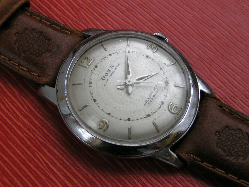 Stary Zegarek Doxa Extra-Flat Vintage Kolekcji 21K