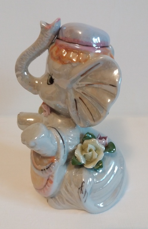 Słoń Słonik ceramiczna figurka perłowy połysk