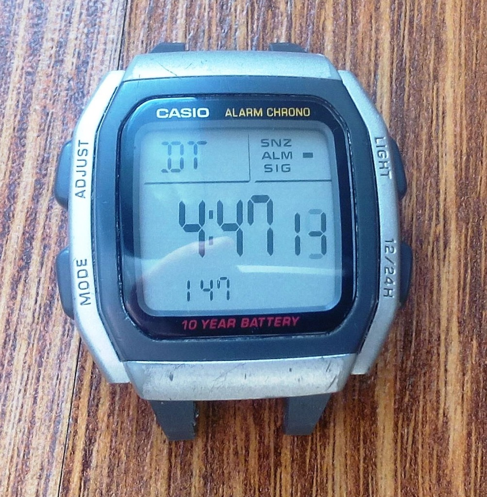 CZYTELNY, ZNAKOMITY ZEGAREK CASIO W-96H