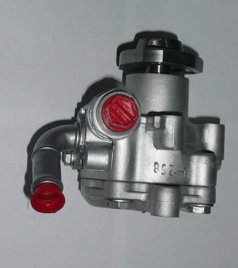 POMPA WSPOMAGANIA VW T4 CARAVELLE MULTIVAN 2.5 TDI