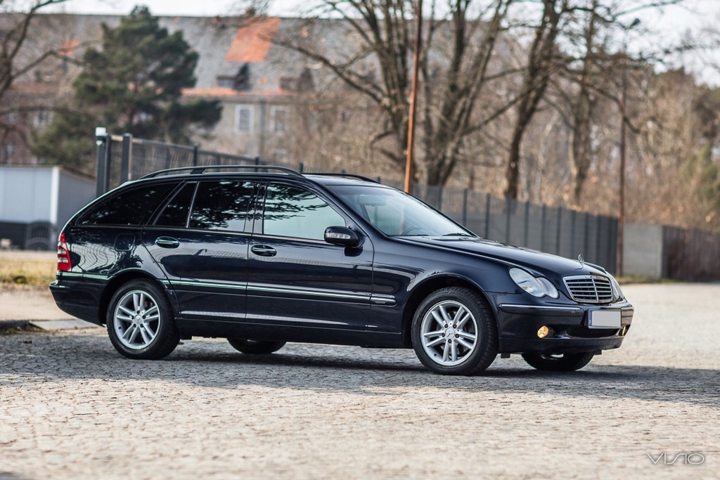 MERCEDES C240 ELEGANCE 4x4 NAVI KOLOR, KLIMA