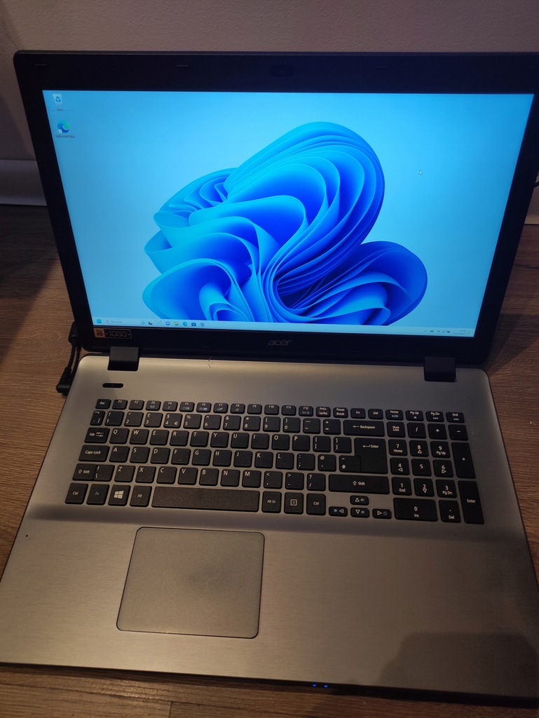 Acer 17" E5-771 I3-4030U 8GB RAM Dysk 240 Gb SSD