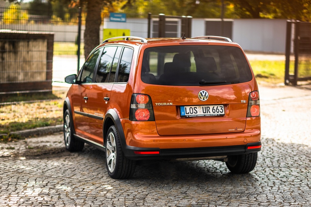 Купить VW TOURAN CROSS 1.4 XEON 2009 DSG, АЛЮ!!: отзывы, фото, характеристики в интерне-магазине Aredi.ru