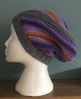Radosna czapka unisex - handmade
