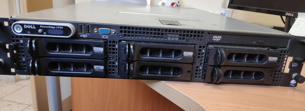 Dell PowerEdge 2950