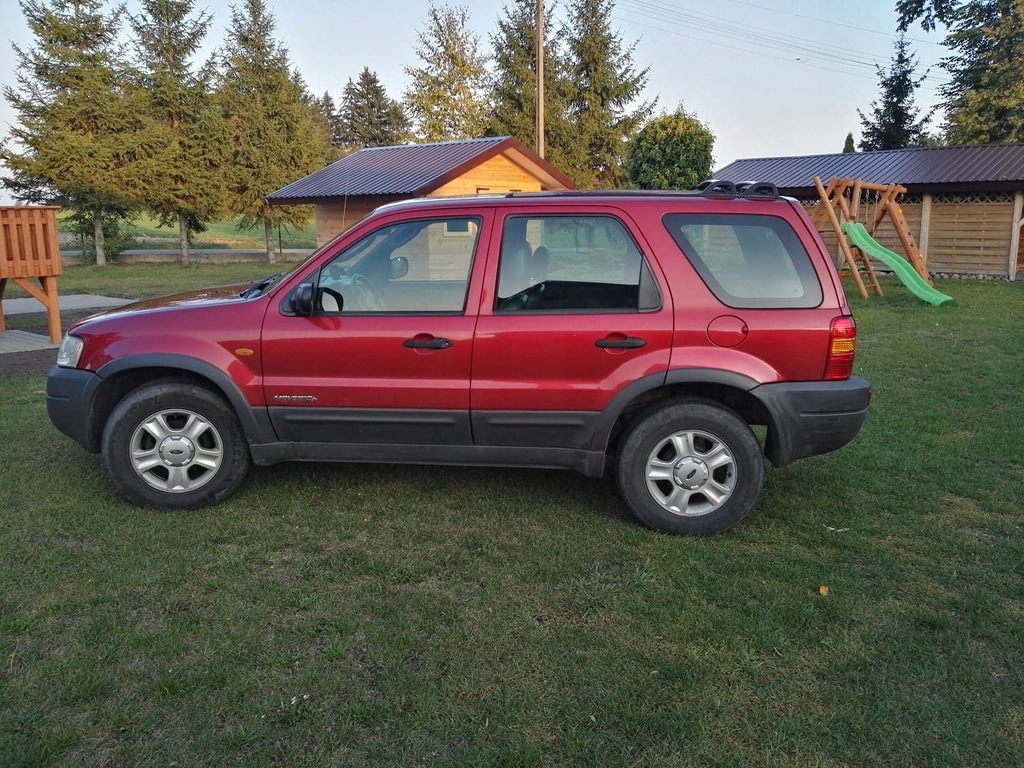 FORD MAVERICK 2.0 16V FWD 124 KM