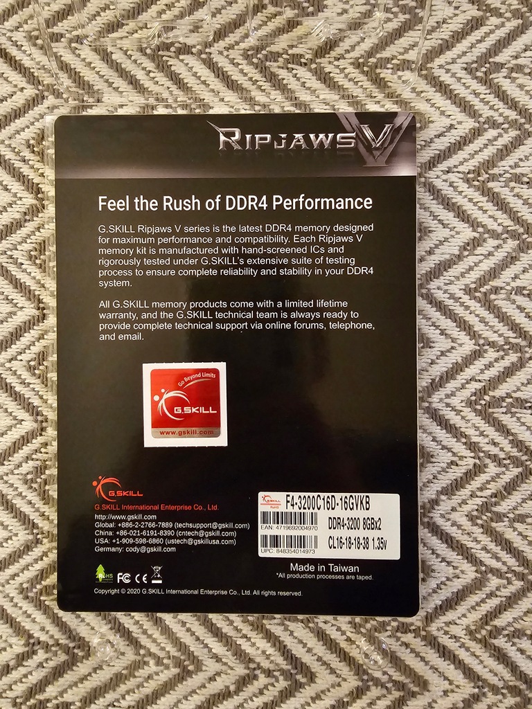 Pamięć RAM G.SKILL DDR4 16 GB 3200mHz G Skill RipjawsV F4-3200C16-8GVKB