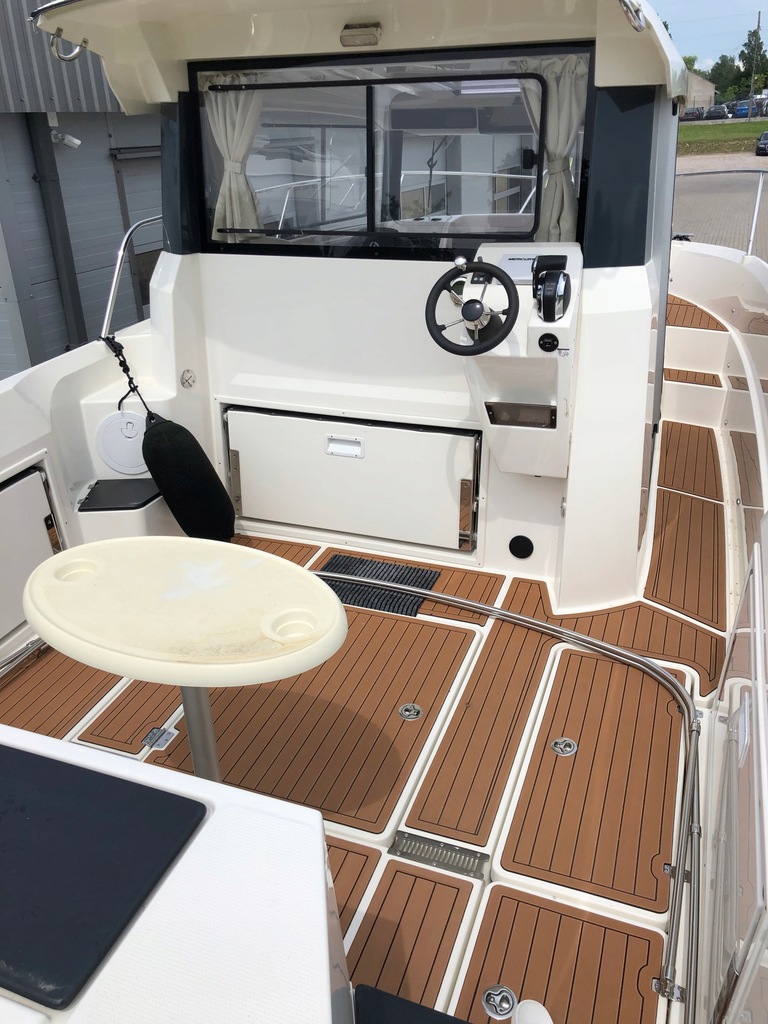 Купить Моторная лодка Parker 800 Pilothouse Mercury с двигателем: отзывы, фото, характеристики в интерне-магазине Aredi.ru