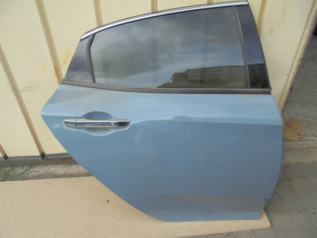 HONDA CIVIC X 2017 -2019 DRZWI PRAWY TYŁ