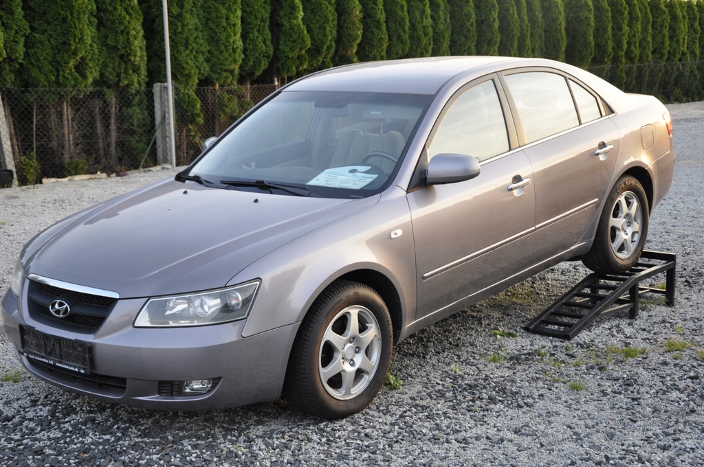 HYUNDAI SONATA IV (EF) 2.4 16V 143 KM