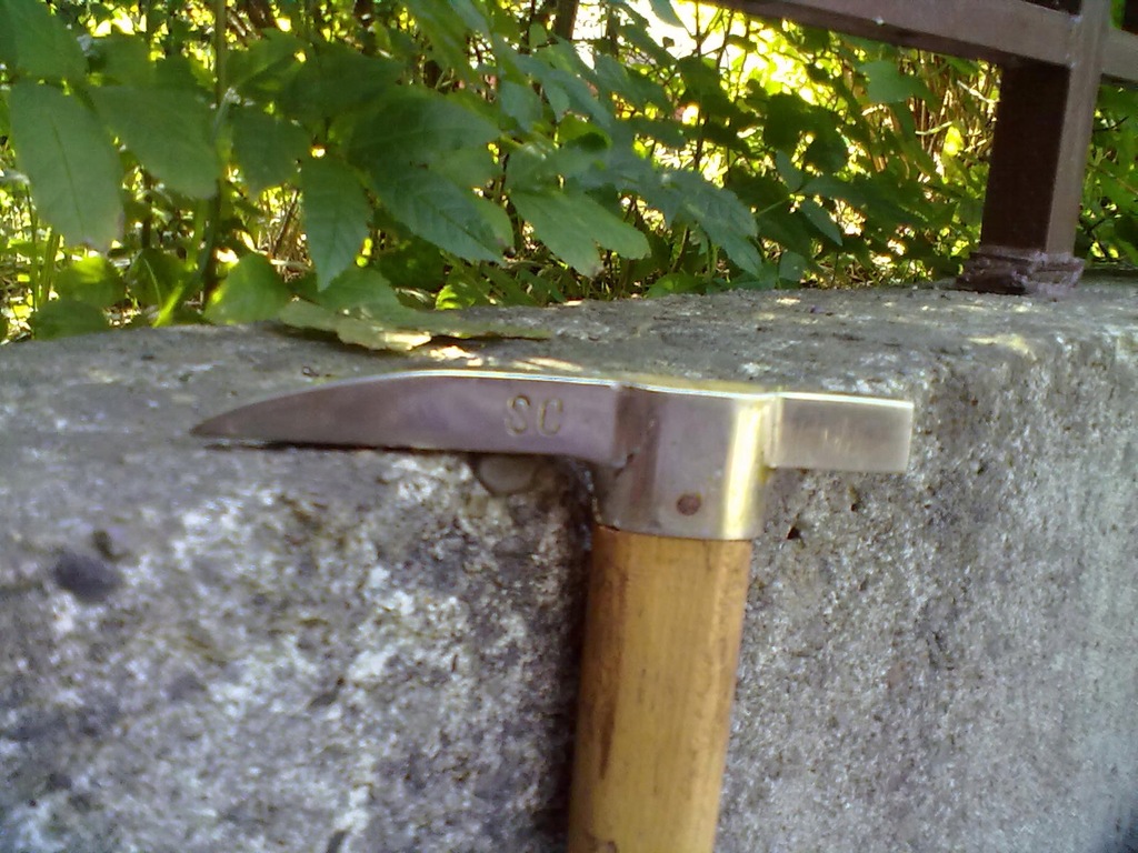 Stary czekan nierdzewny turystyczny 82 cm bdb stan