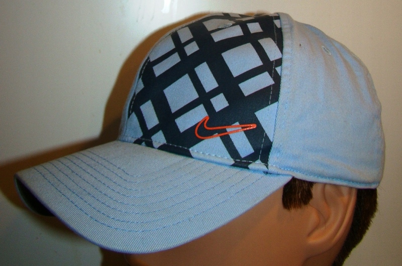 CZAPKA NIKE GOLF PERFORATED TIGER VICTORY FULLCAP