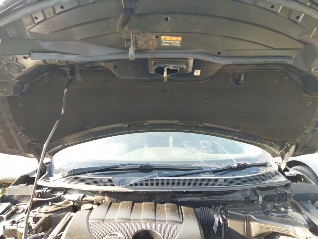 NISSAN QASHQAI J11 WYGŁUSZKA MASKI WYGŁUSZENIE