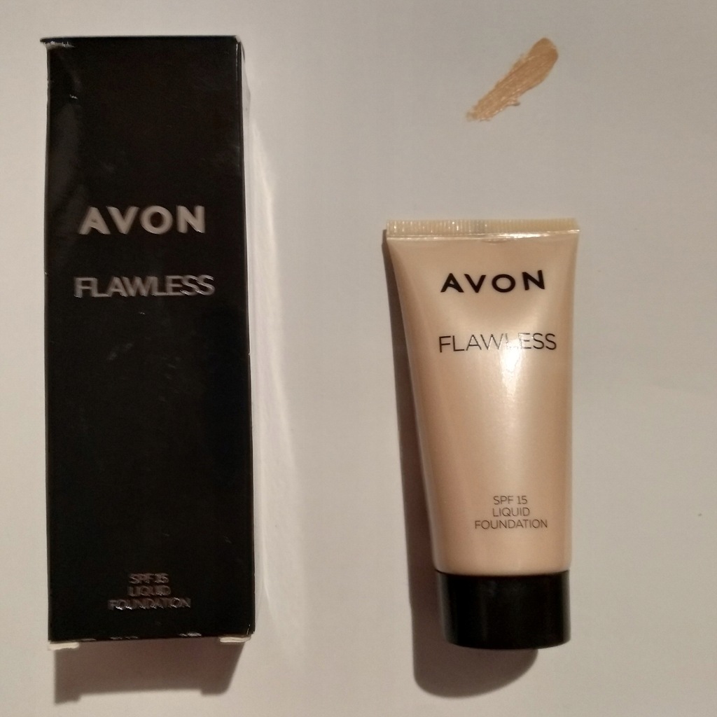 Avon podkład Flawless Ivory 30ml