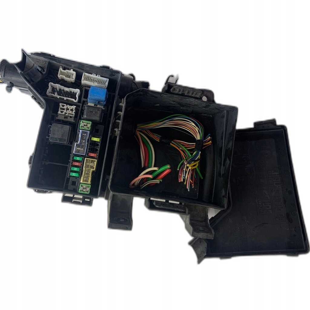 Skrzynka bezpieczników obudowa Nissan Qashqai J10